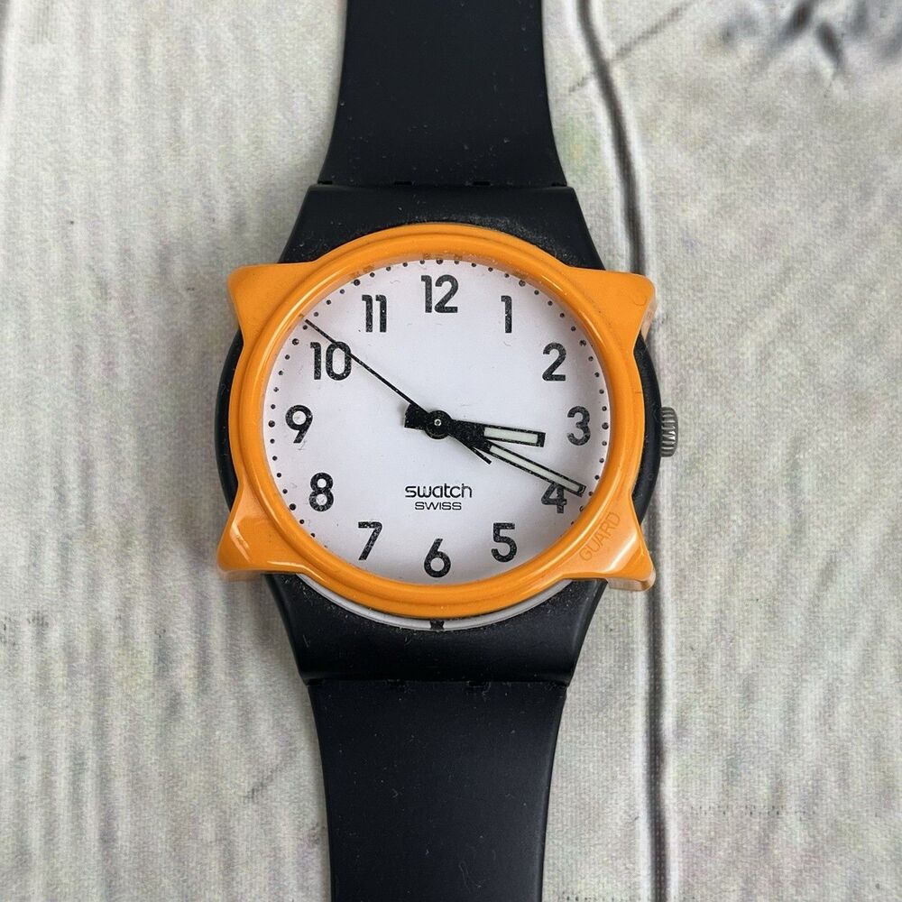 Vintage Swatch Gent Watch Swiss Made Quartz Black Strap with Swatch Guard 34mm